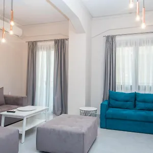  Apartment Comfy & Modern In The Heart Of